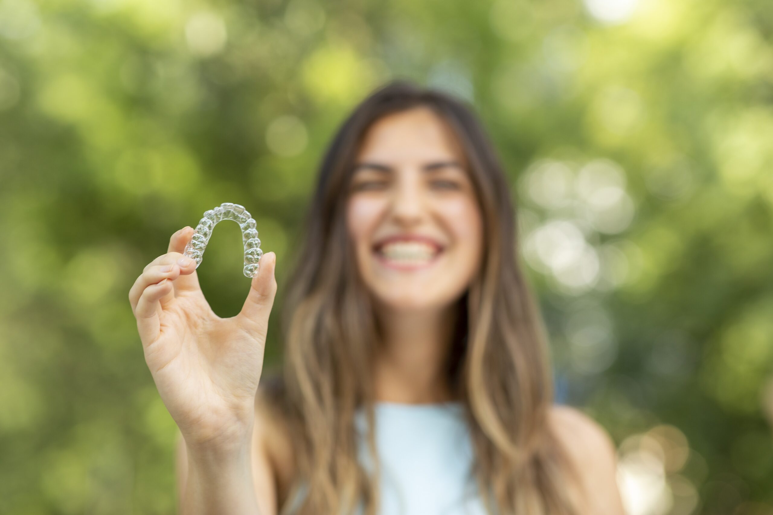 Why Clear Aligners for Teens Are a Popular Alternative to Traditional Braces